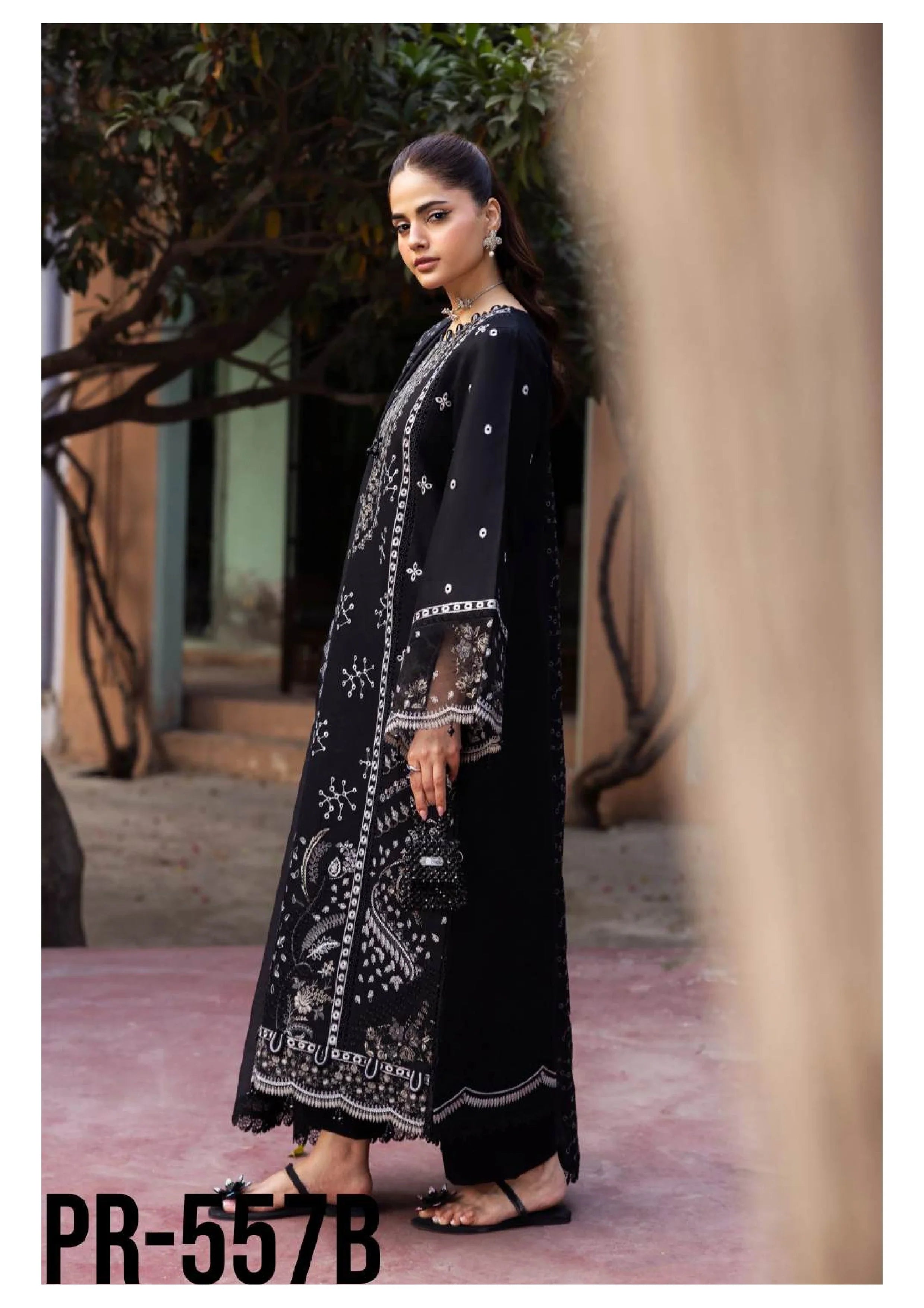 Saba Embroidered Lawn Unstitched 3 Piece Suit — Luxury Edit