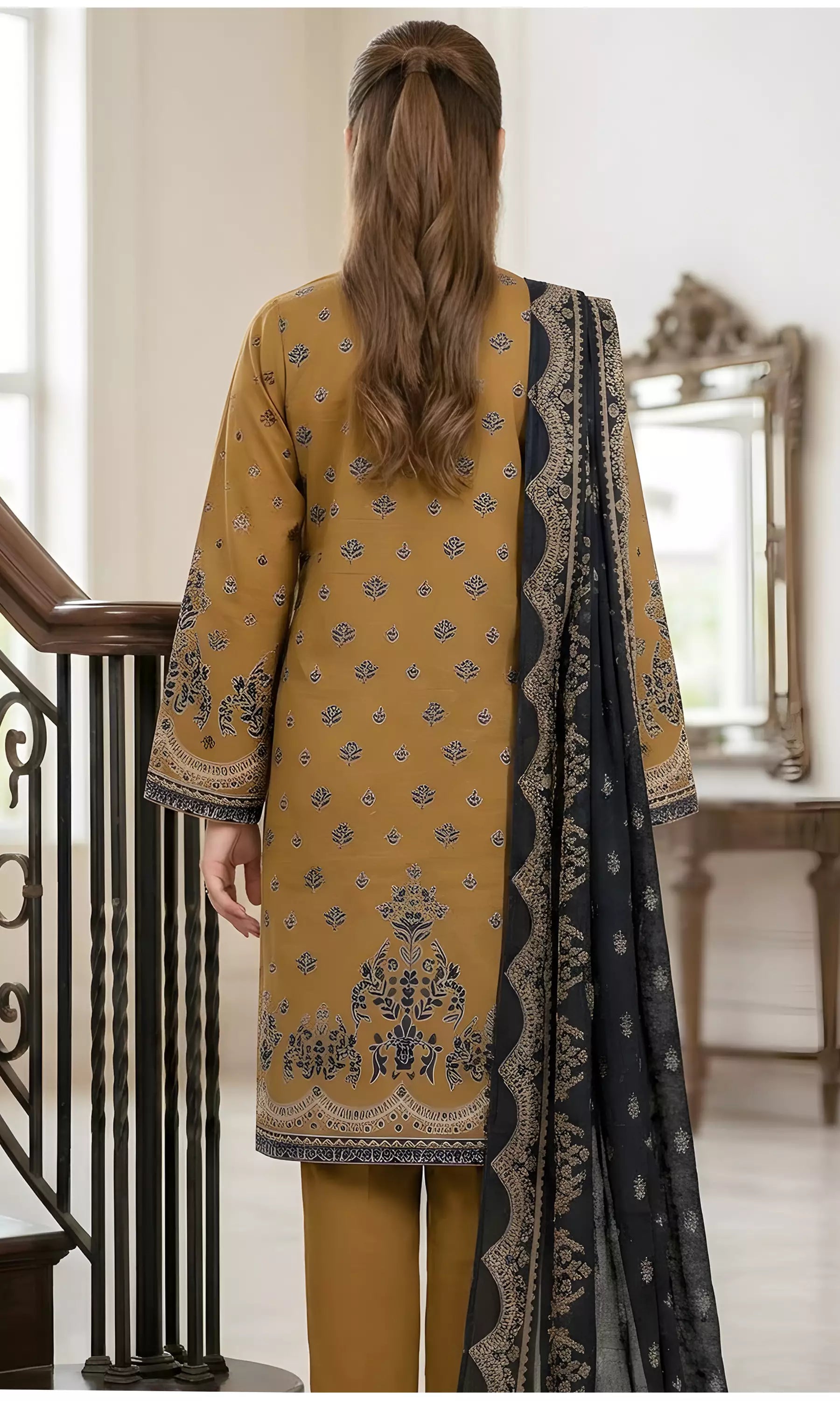 Mahnoor Digital Printed Lawn Unstitched 3 Piece Suit