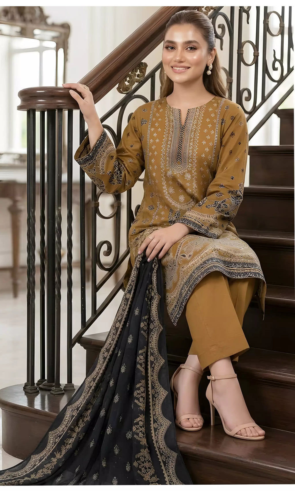 Mahnoor Digital Printed Lawn Unstitched 3 Piece Suit