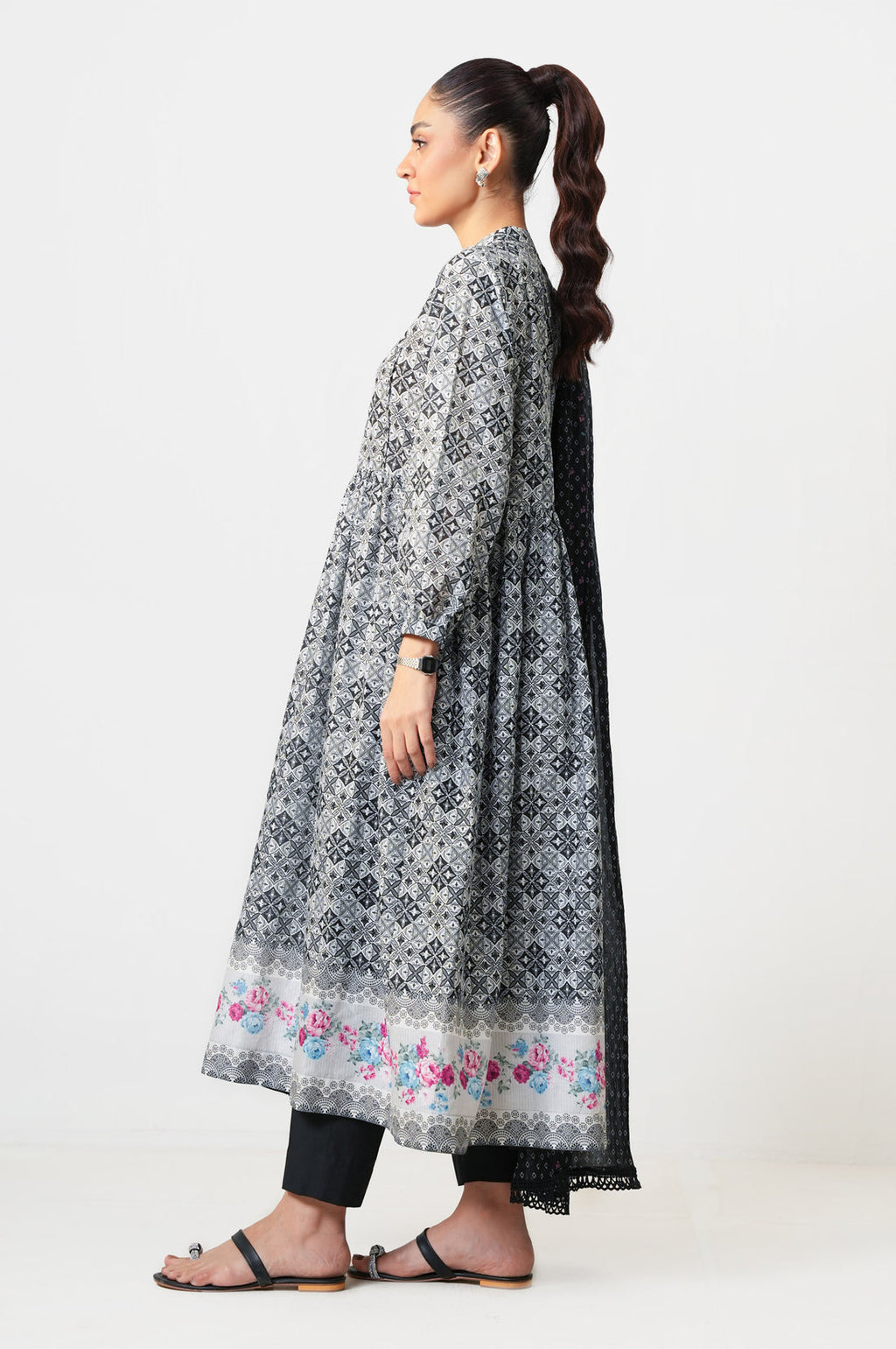 Laraib Digital Printed Lawn Unstitched 3 Piece Suit