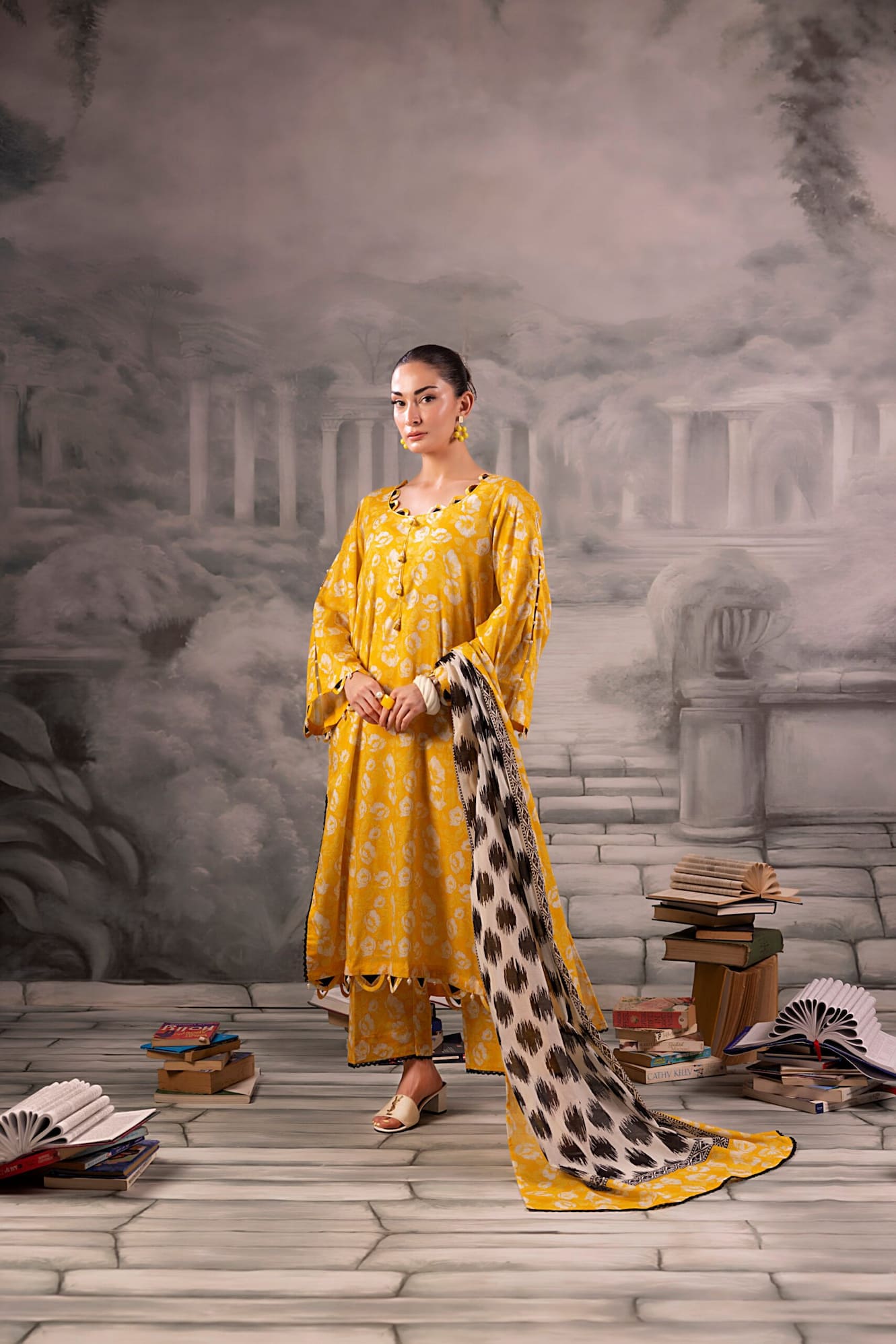 Dilnaz Digital Printed Lawn Unstitched 3 Piece Suit
