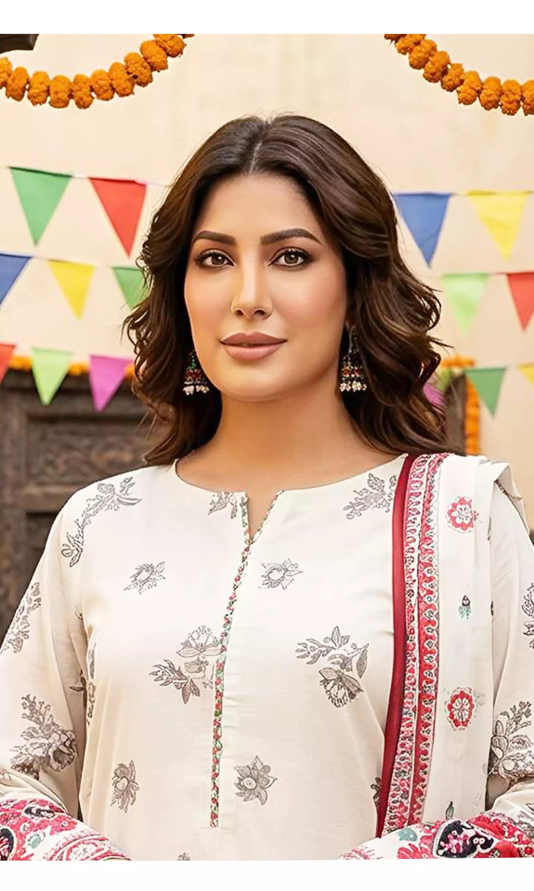Cara Digital Printed Lawn Unstitched 3 Piece Suit